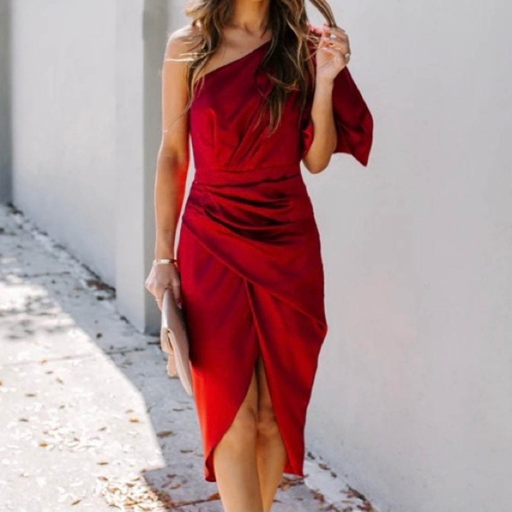 DO+BE One-Shoulder Satin Drape Dress